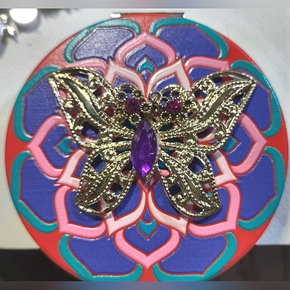 Compact Make-up Case Touch-up Magnifying Mirror Mandala Background Design